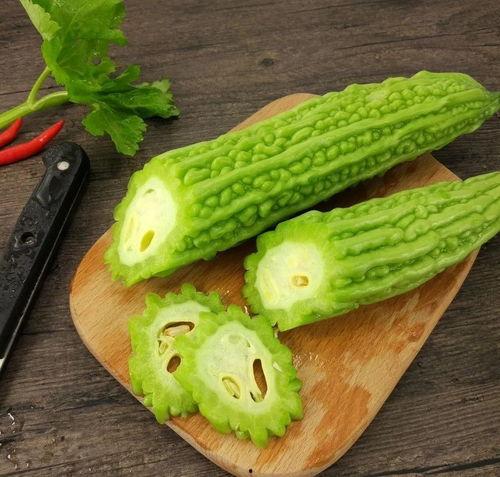 真假血爵吃瓜,宫廷秘闻里的吃瓜盛宴