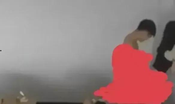 学校情侣吃瓜事件,揭秘校园里的甜蜜与争议