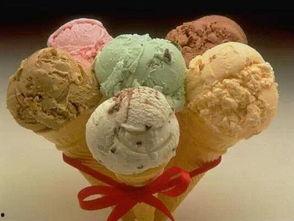 冰激凌光山吃瓜