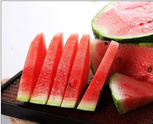 重庆吃瓜女,麻辣鲜香中的麻辣情缘