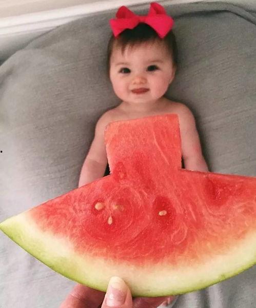 我和我的朋友吃瓜,我与好友的欢乐吃瓜之旅