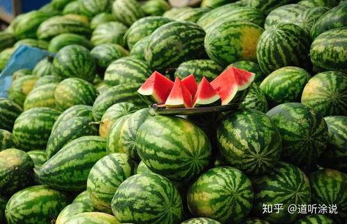 现实中吃瓜,那些年我们吃过的瓜，背后的真相与启示